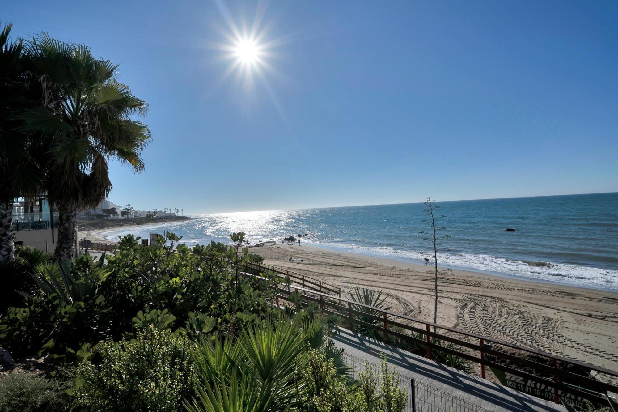 Casa Mar Apartamento Front Beach Con Wifi, Piscina, Padel Y Tenis - Lubina Del Sol Sitio de Calahonda Buitenkant foto